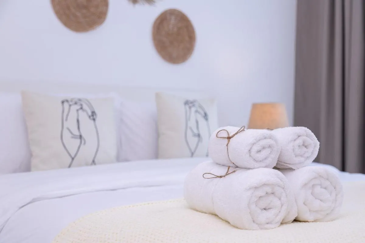 Waves - Charming Apt With Balcony Steps From The Beach Dubai Apartment