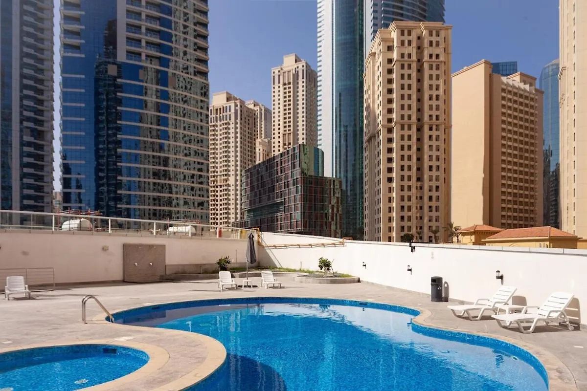 Waves - Charming Apt With Balcony Steps From The Beach Dubai
